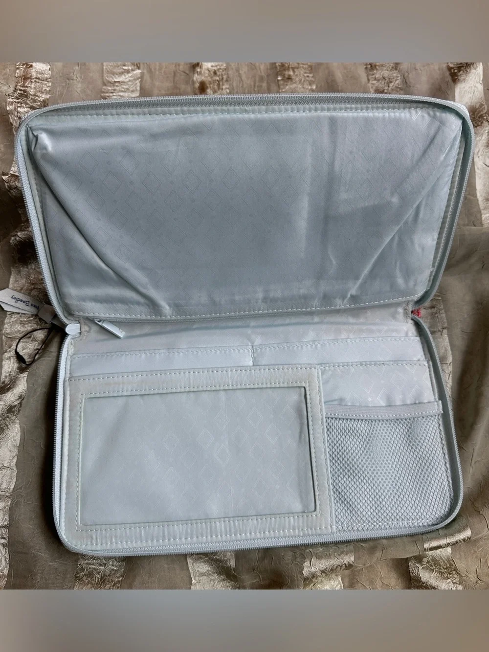 Vera Bradley Floral Blue Travel Cosmetic or Tech Clutch Case